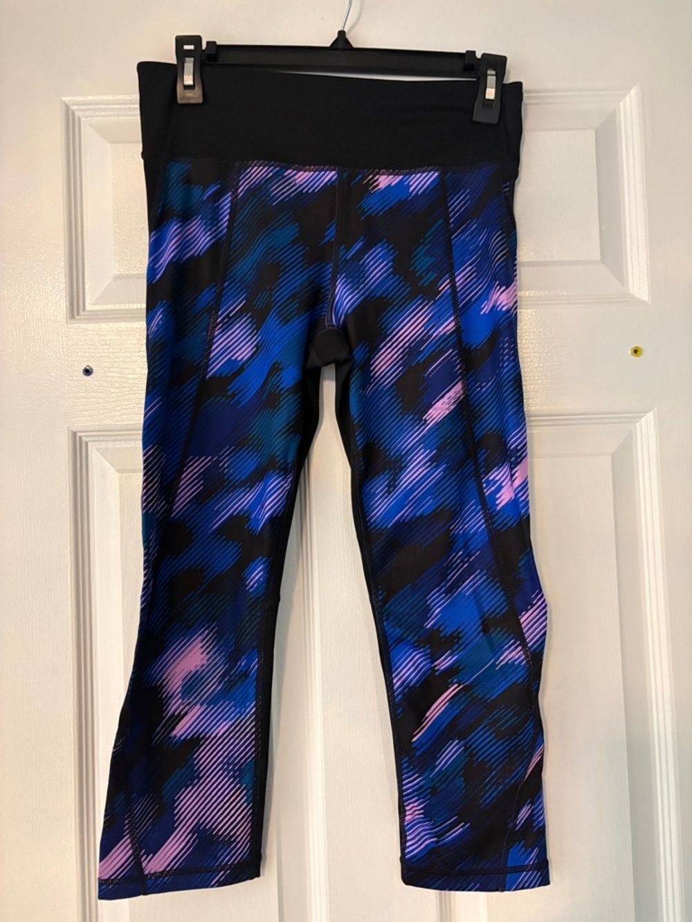 GapFit Blackout Technology Black Mesh Panel Leggings Size M